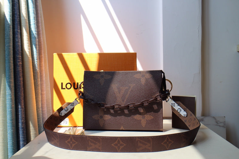 Top view of signature premium women's handbag – women's luxury handbag