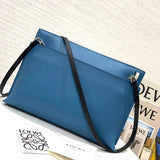 Ziva's Charm handbag – close-up view (29.5cm*20.5cm*4.5cm)