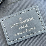  classic everyday bag detail view showing craftsmanship 14