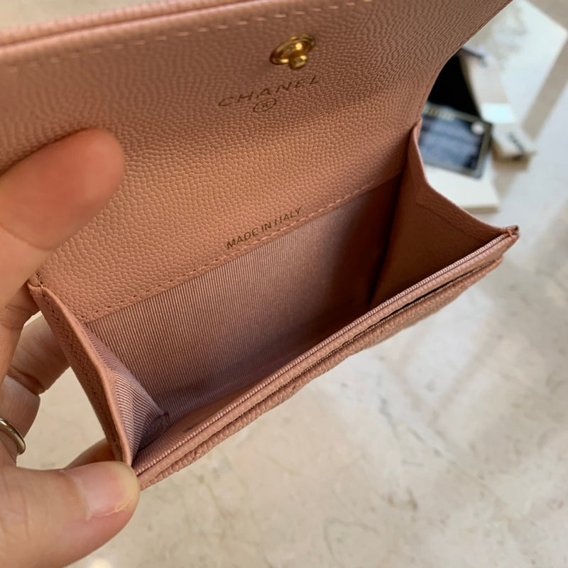 Zivas Charm Signature Style Everyday Handbag (Thoughtfully Structured Design) – Detail View