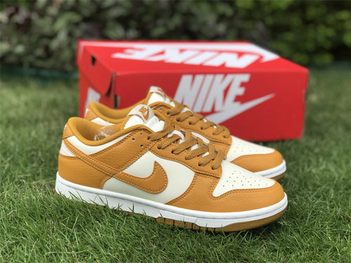 Nike clean off-white luxury sneakers view 23 padded collar comfort