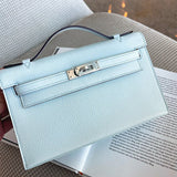  carryall bag close-up of hardware and finish