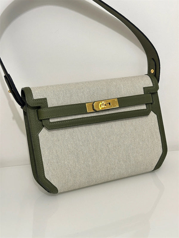  Smart carryall bag carried on shoulder 10