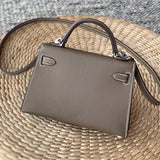  structured bag interior and compartment view