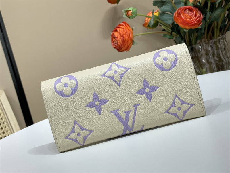  Chic shoulder bag front view 13