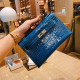  Refined shoulder bag front view 19
