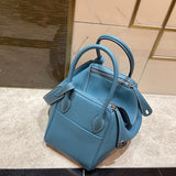 Effortless handbag styled for everyday wear