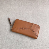 Ziva's Charm handbag – detail view (Standard Size)