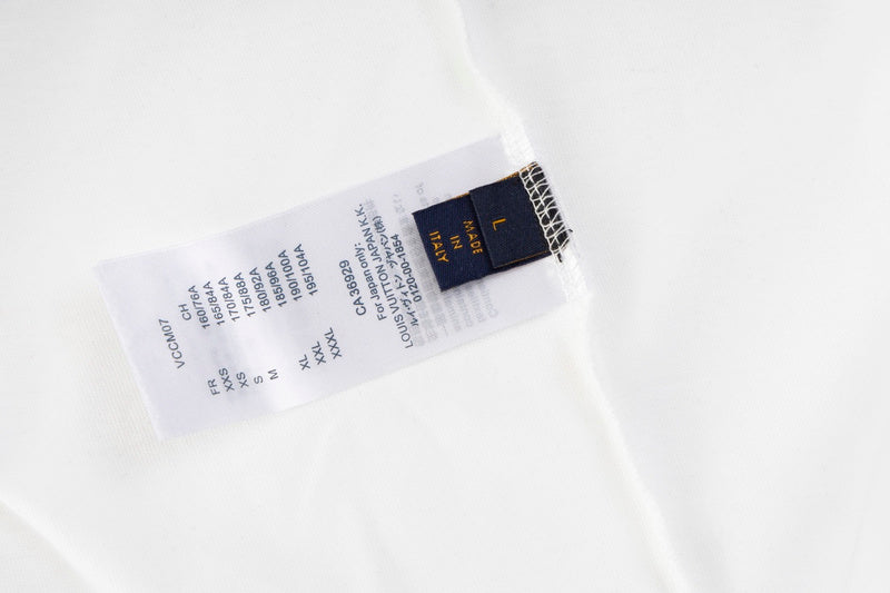 Side profile of Louis Vuitton cotton t-shirt with contemporary cut