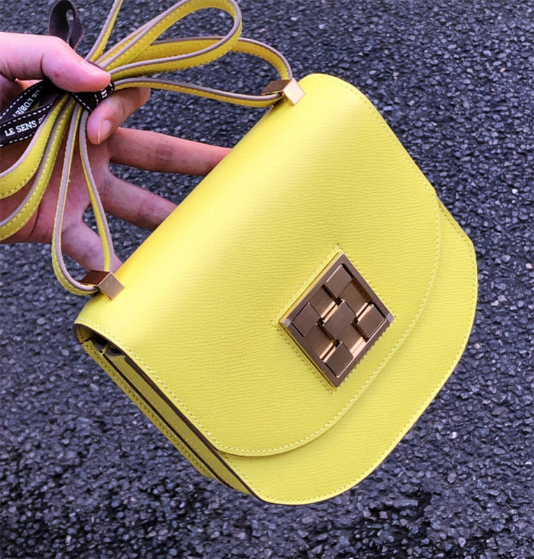 Close-up detail of fluid bag design