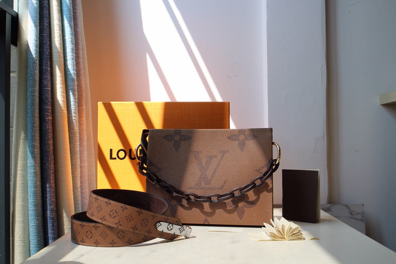 Front view of signature premium women's handbag – women's luxury handbag