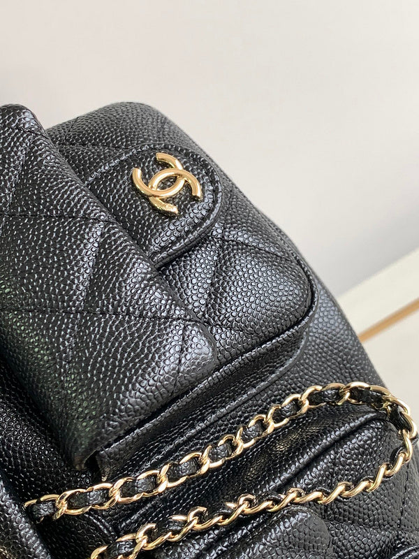 Ziva's Charm handbag – side angle view (one versatile size)
