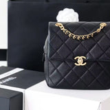  women's handbag, mid design, view 2