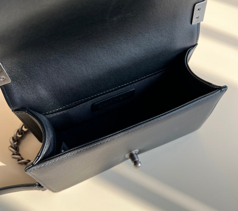  handbag, mid everyday style, image 8