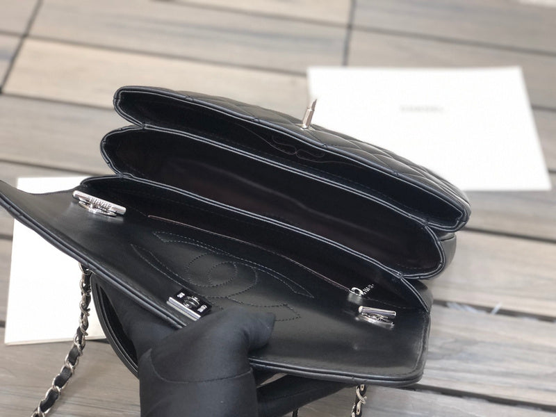  mid purse view 9