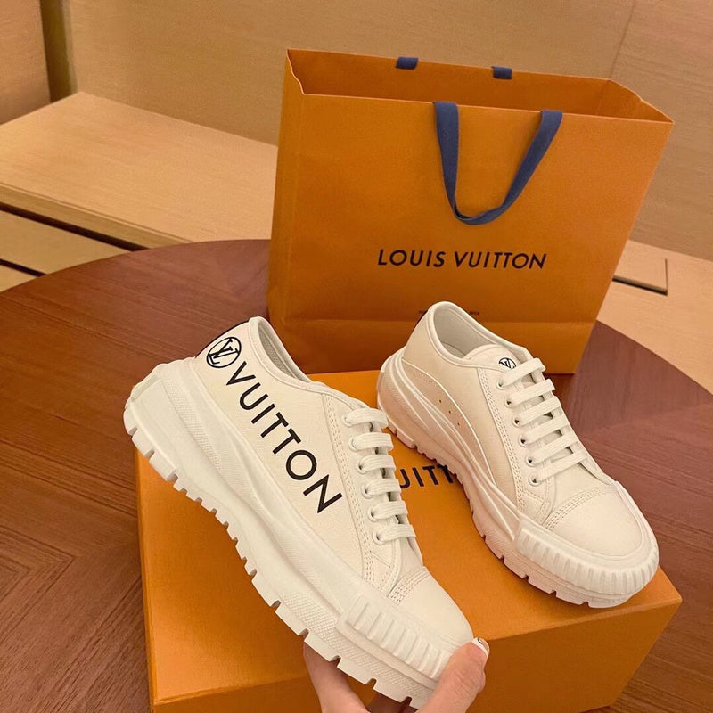 Louis Vuitton shoes Style 394 - additional angle view