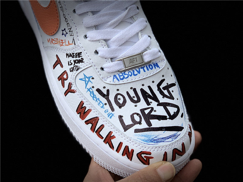 Nike Men's & Women's Designer Street Sneakers — Style 014 angle view