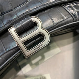 Statement Premium PU Leather Handbag - Everyday Elegance | Women's Everyday Carry Handbag #581 - hardware and detail close-up (image 5) of designer-inspired handbag