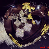 Front view of Van Cleef & Arpels unisex jewelry piece