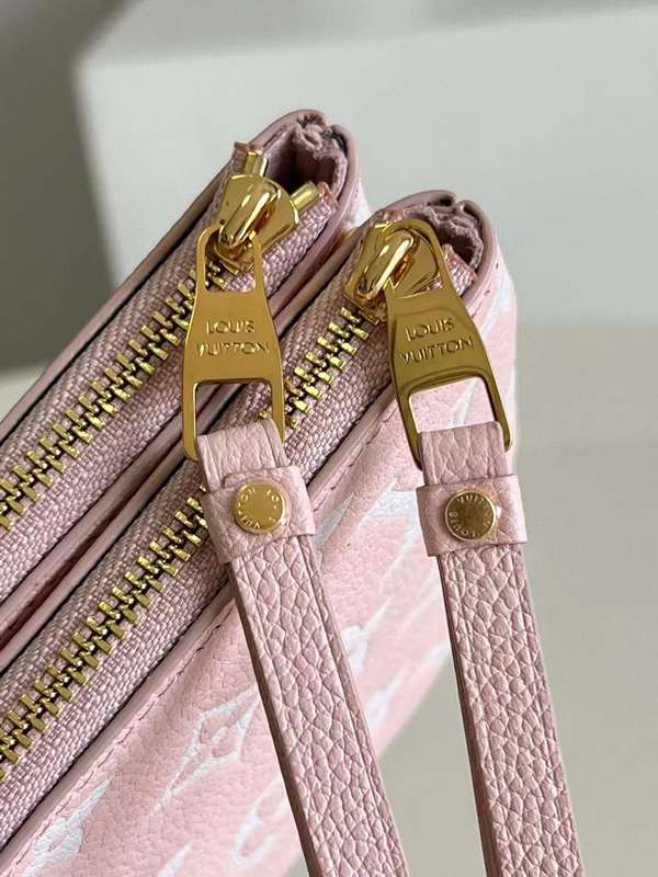 Back view of structured chic women's handbag – women's premium purse