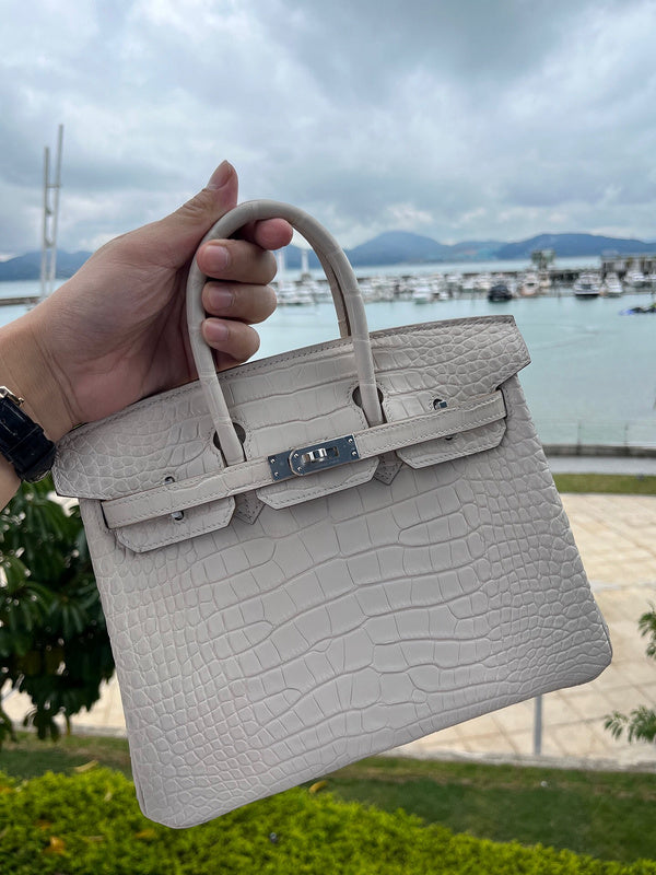 Structured handbag styled for everyday wear