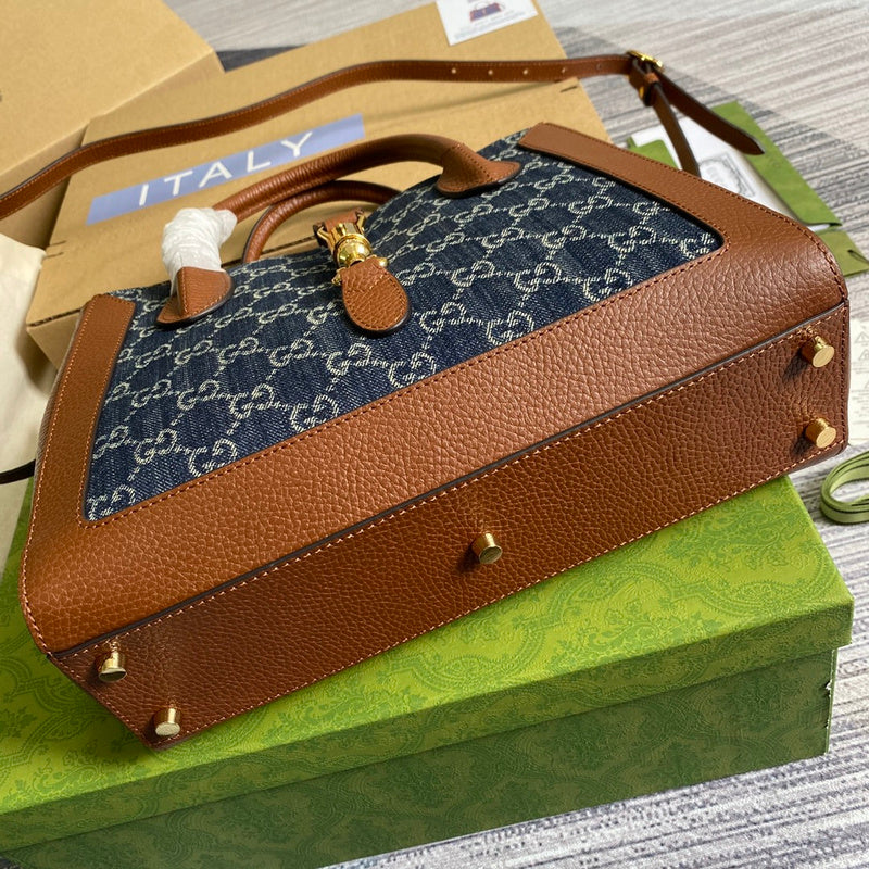 Interior view of refined statement women's handbag – women's premium purse