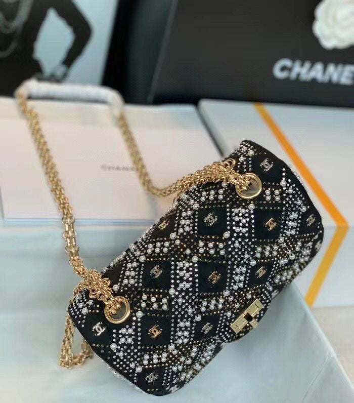  women's handbag, mid design, view 5