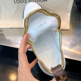 Front view of Louis Vuitton luxury piece style No.148
