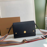 Ziva's Charm handbag – front view (one versatile size)