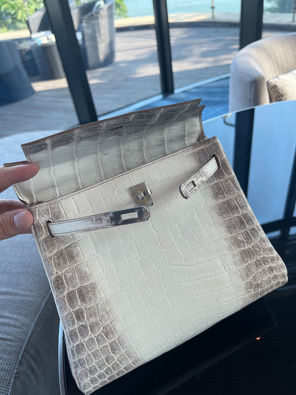 Modern handbag styled for everyday wear