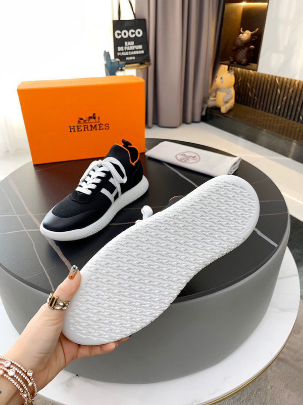 Hermes shoes Style 193 - side profile detail