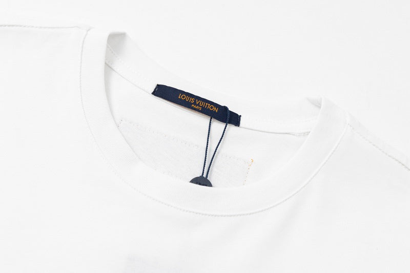 Side profile of Louis Vuitton cotton t-shirt with logo-detail design