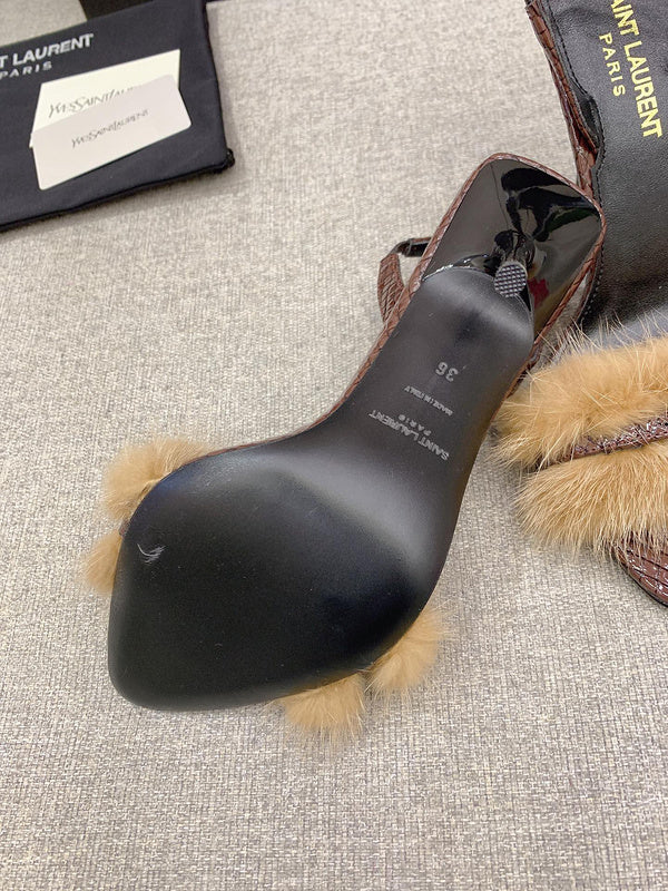 Side profile view of Saint Laurent luxury piece style No.096