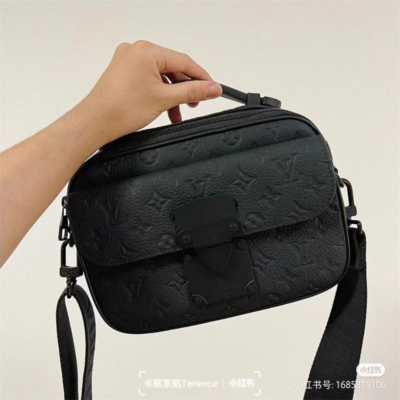  Smart everyday bag front view 13