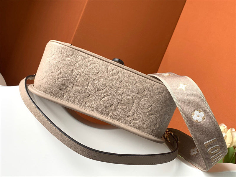  Clean-Lined crossbody bag front view 7