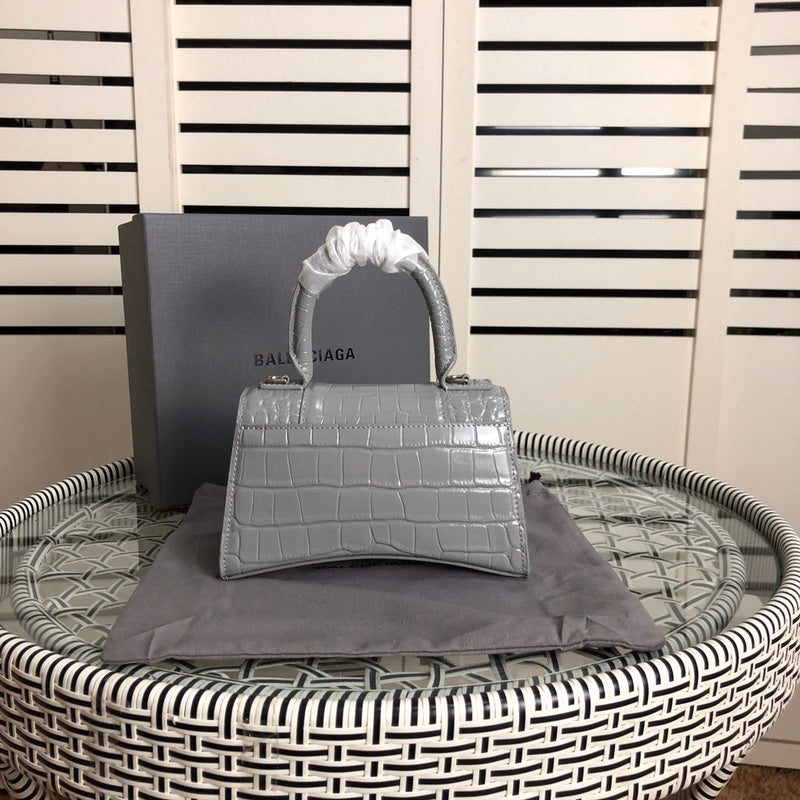 Interior view of signature chic women's handbag – women's luxury accessory