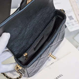 Zivas Charm Effortless Sophistication Luxury Handbag (Premium Everyday Carry) – Lifestyle Shot