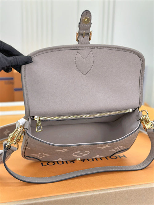  Versatile top-handle bag front view 13
