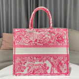Interior view of everyday-luxe statement women's handbag – women's luxury handbag