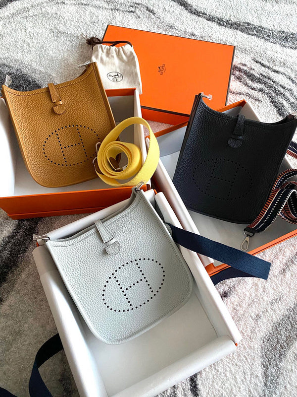 Interior view of minimalist premium bag