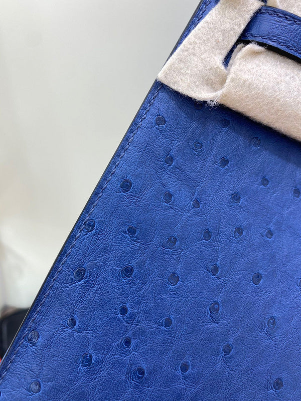 Poised handbag styled for everyday wear