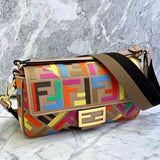 Ziva's Charm handbag – interior view (19cm*10cm*4cm)