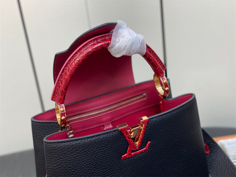  Sophisticated crossbody bag front view 25