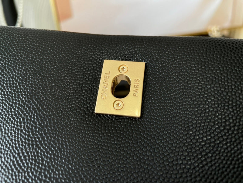  women's handbag, mid design, view 4