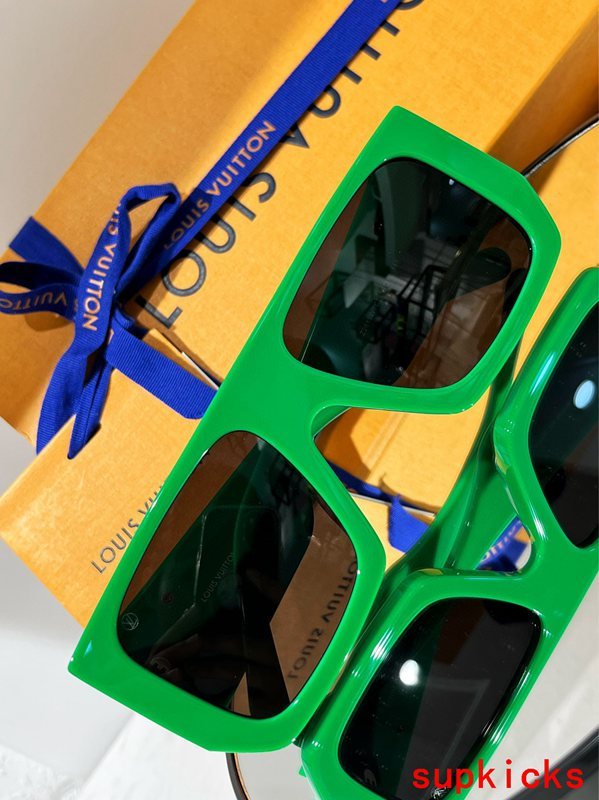 Side view of Louis Vuitton unisex sunglasses
