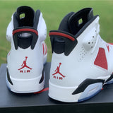 Nike Men's & Women's Designer Low-Top Shoes — Style 089 angle view