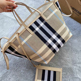 Ziva's Charm handbag – front view (one versatile size)