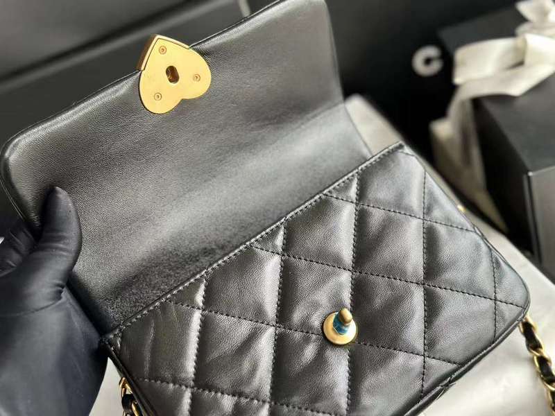 Zivas Charm Understated Luxury Luxury Handbag (Thoughtfully Structured Design) – Styled Look