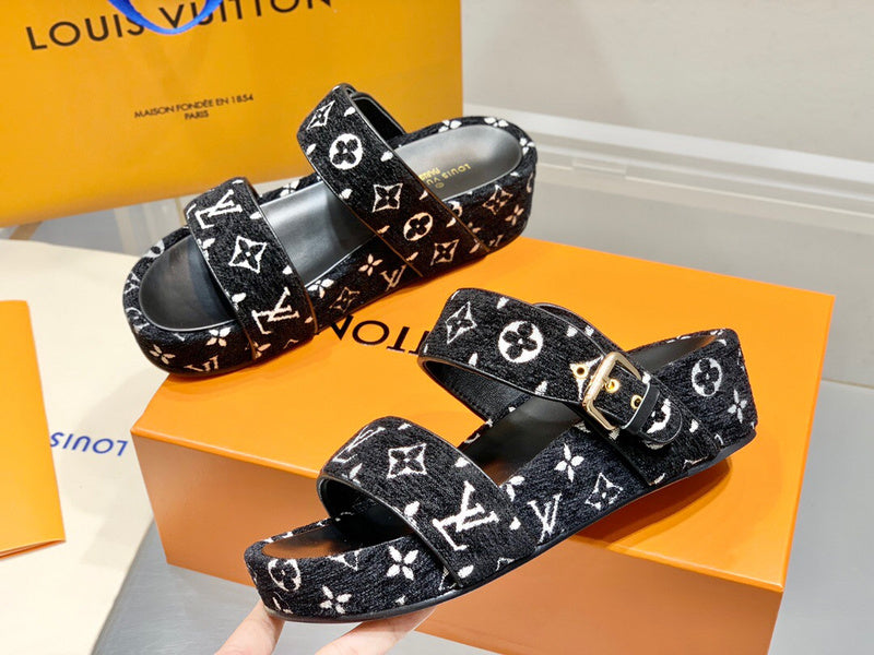 Louis Vuitton shoes Style 370 - close-up of bold signature style