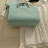  spacious purse view 8